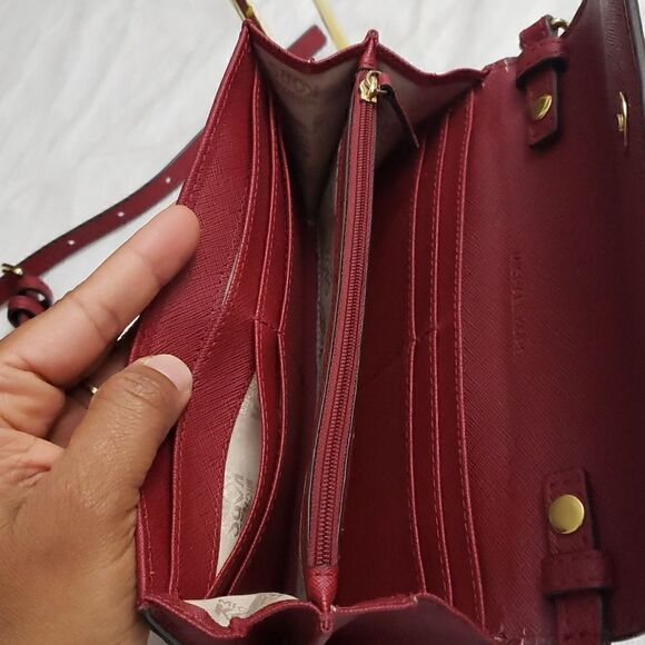Michael Kors Crossbody Wallet Great Used Condition - Picture 5 of 11